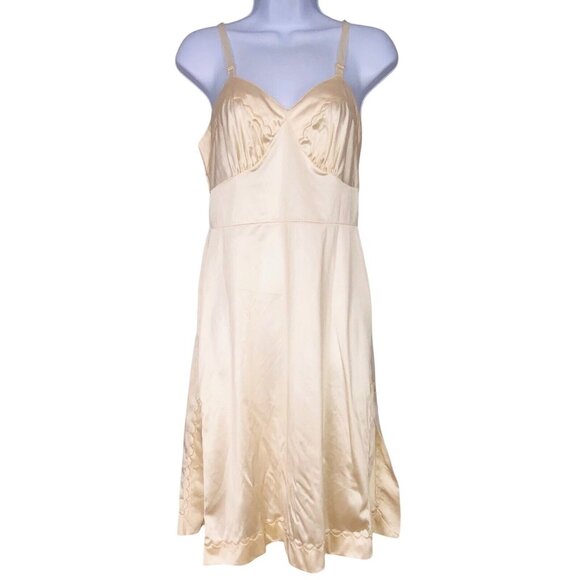 Vintage 50s Womens S Full Slip Beige Sleeveless Plain No Lace V Neck - Picture 1 of 5